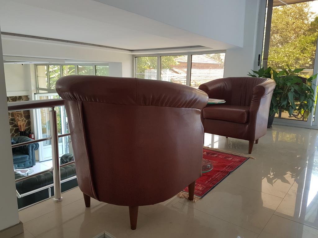 Lira Inn Ni 외부 사진