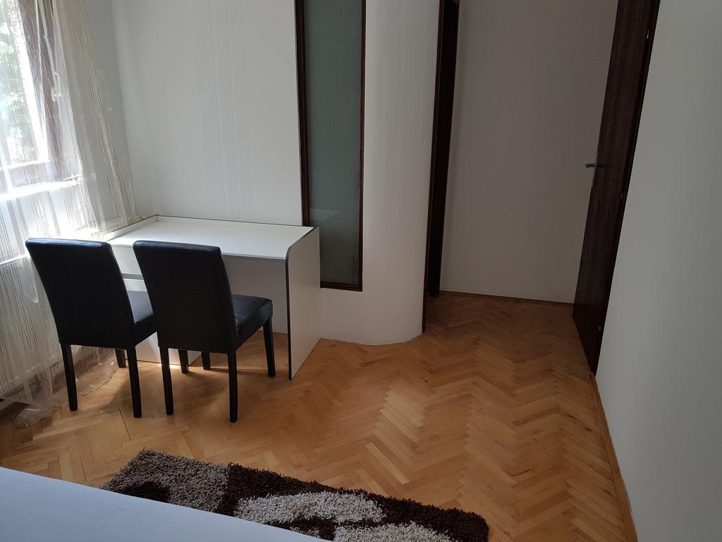 Lira Inn Ni 외부 사진