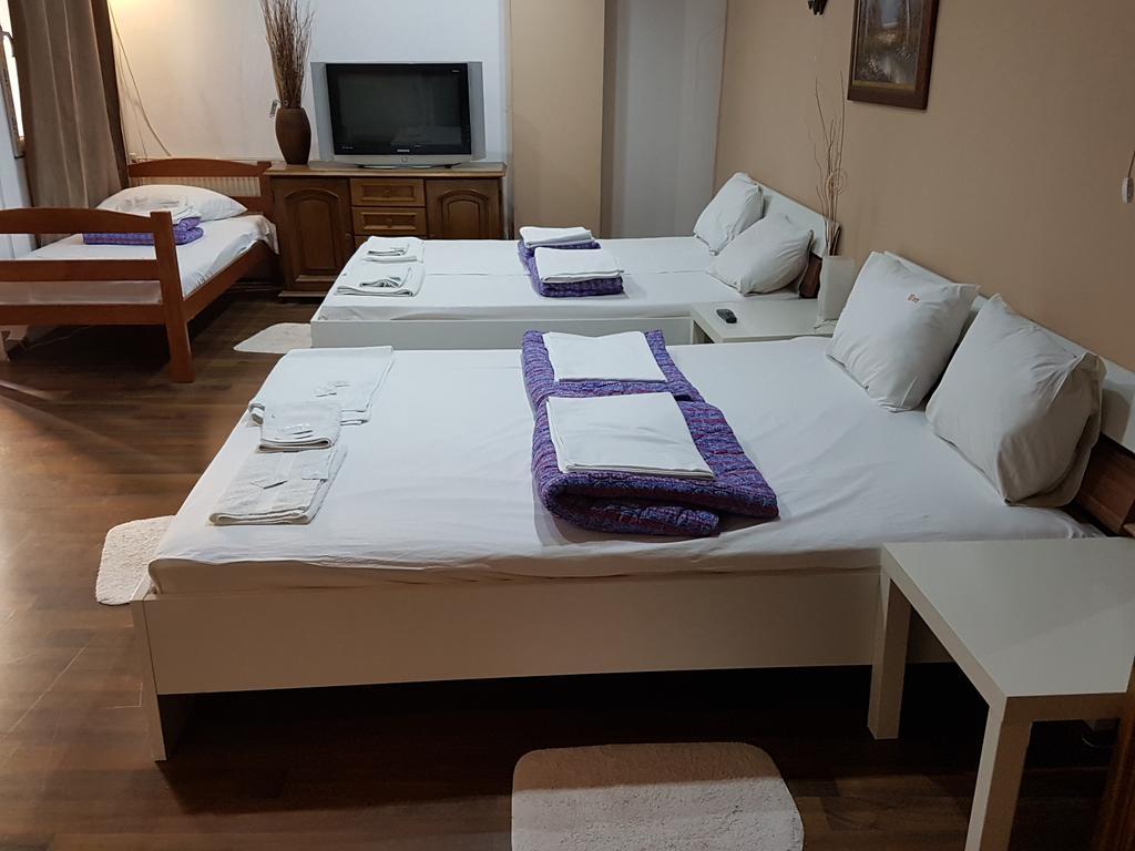Lira Inn Ni 외부 사진