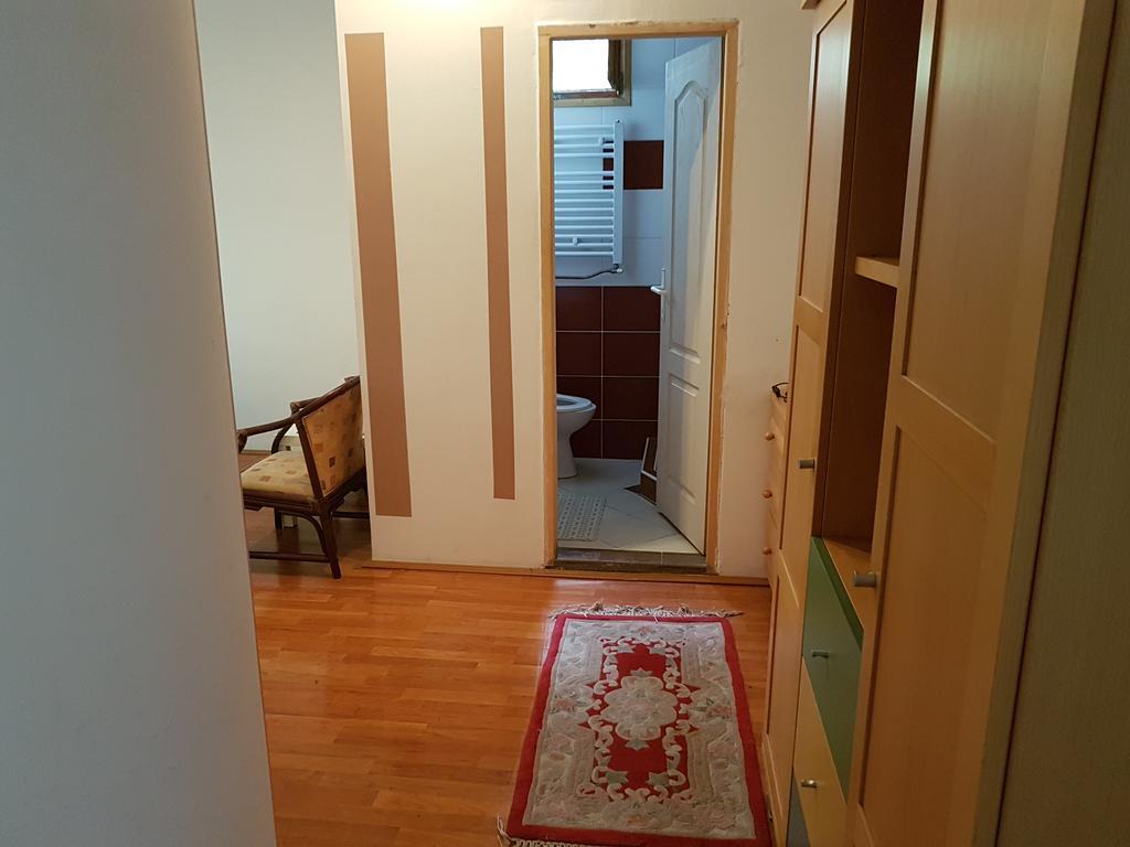 Lira Inn Ni 외부 사진