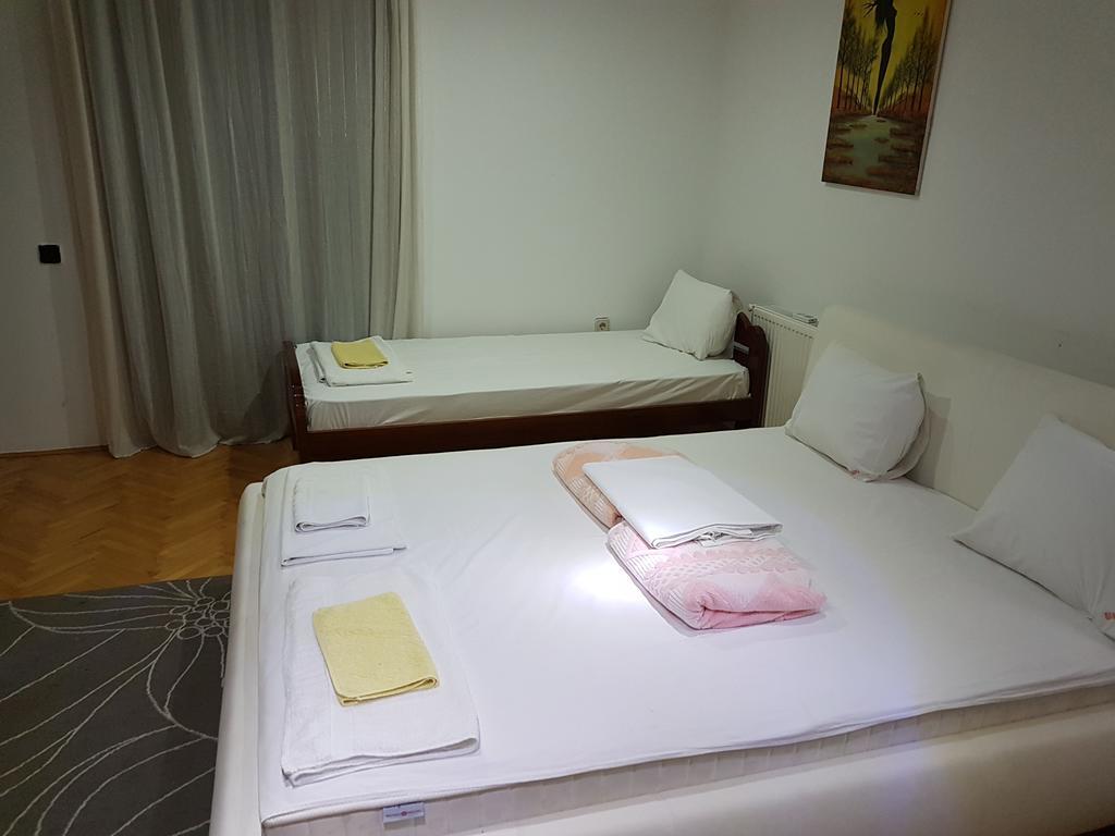 Lira Inn Ni 외부 사진