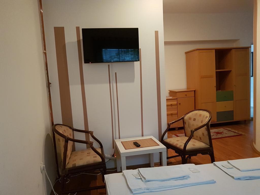 Lira Inn Ni 외부 사진